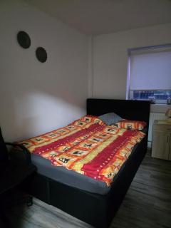 XXL apartment with private beer garden & pizza oven! - 3
