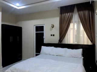 La Paix Courtyard Apartments - 1