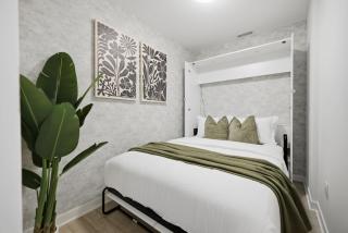 Modern Suite Panoramic Views Parking - 9