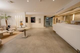 Four Hills Hotel - 4