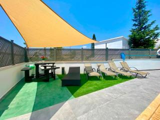 Sofia Luxury villa with 3 suite bedroom with 3 private bathroom - 2