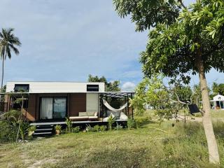 Private Sunset Beachfront Thainee Villa - 1