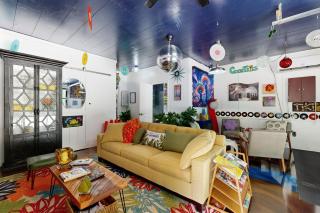 Poolside Bliss! Retro Retreat in Muscle Shoals - 6