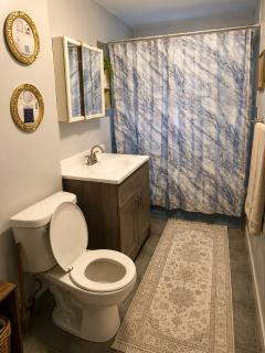 Cozy Farmhouse Home Near Chicago Pets Welcome - 4