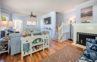 Buttercup Belle - Luxe Victorian & Game Room - 4