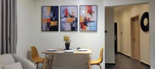 Terra Verte Court - 2