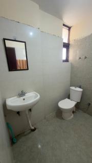 Luxury Floral Retreat Near Amrita Hospital - 9