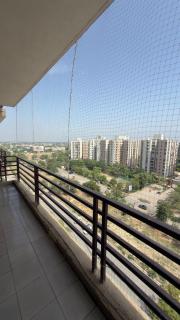 Luxury Floral Retreat Near Amrita Hospital - 3