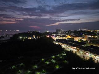 2 Bedrooms at Sunset View 969 PD Waterfront - 8