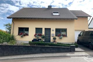 Appartement mit separatem Eingang und Stellplatz - 0