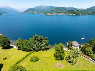 Apartment with garden and canoes on Lake Orta - 2