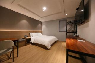 Hotel Cleo - 5