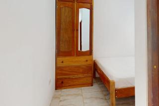 Charming single-level apartment with kitchenette and great location - 1