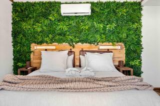 Romantic Luxury Retreat hot cold pool & sauna - 4