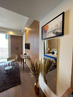 PrimeStays Studio Couples, Work & Travel Ready - 1