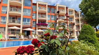 Bellevue Beachfront Paradise - 1