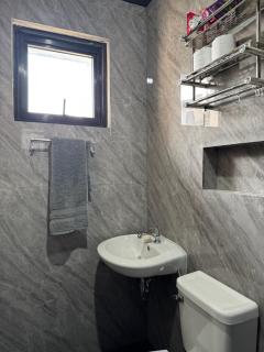 Ameera Staycation Amaia Scapes-2 BR 2Floor- 3bed - 4