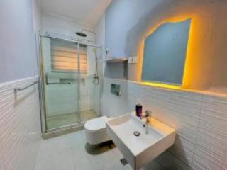 Pinecourt Luxury Studio Apartment - 2