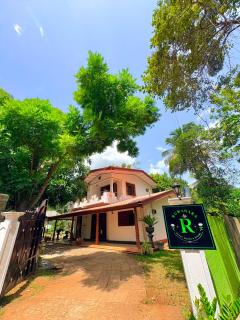 Ruwanara Guesthouse & Resort - 6