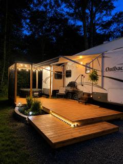 The Cozy Camper - 8