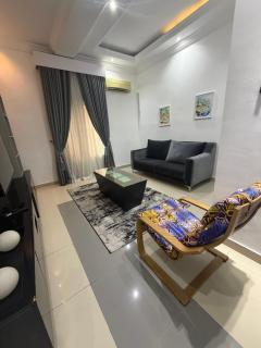 Max Pinnacle Tastefully Furnished one bedroom apartment - 7