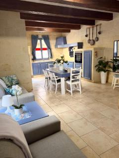 Farmhouse Gulinu with pool - 9