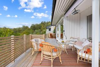 Central Arctic Panoramic Views By North Estate - 1