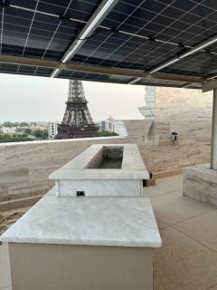 The Eiffel Luxe - 9