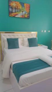 House ix hotel and service apartment - 1
