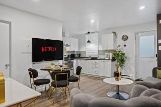 The Golden Grey Residence - 9