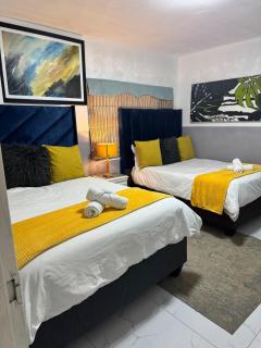Luxurious Home In Pretoria - 5