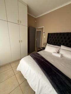 280 Sando House - 2