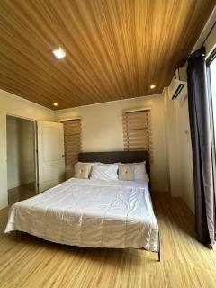 HOST HOMES SAGKAHAN - 4BR Homestay near Astrodome - 4