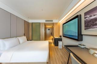 Hangzhou West Lake Hubin Yintai Atour Hotel - 1