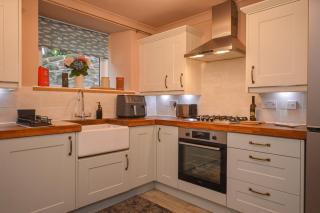 Lochview at 33a - 1