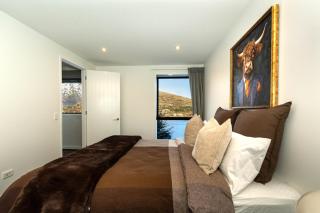 NEW Luxury Escape Remarkables & Lake Views - 2