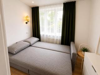 Charming Green House Apartment I cohost - 3