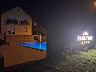 Familyway Croatia Kids Friendly Family villa with privat Pool 50 m2 Slavonski Brod - 6