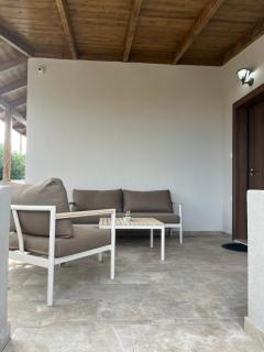 H residence - 1