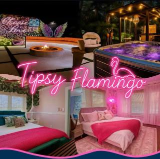 Whimsical decor-pergola swings-moonlit hot tub-FUN - 2