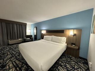 Best Western Plus Lexington NE - 4