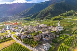 A 5 min da Tirano Con Box per Moto & Bici - 0