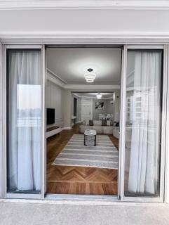 Luxury 5-Star Apartment, Prime Nile View - 4