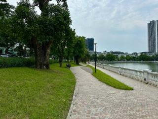 Skyline Luxury Studio for Couples Visiting Hanoi - 9