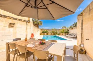 Surwig Gozitan Villa & Pool - Happy Rentals - Kerċem - 5