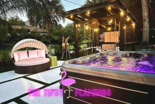Whimsical decor-pergola swings-moonlit hot tub-FUN - 0