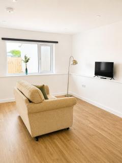 Spacious Farmhouse Bridgwater - Countryside Stay - 6