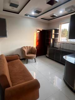 Regal Heights - 5