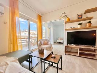 Colorful 1BR AC wi-fi Apt in the Athens Riviera - 7
