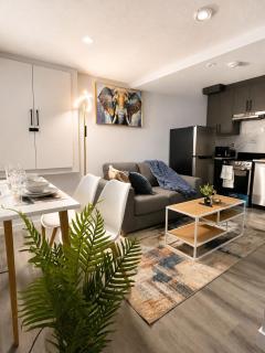 Private 1BR Suite Self Check-In 15 Min WEM - 0